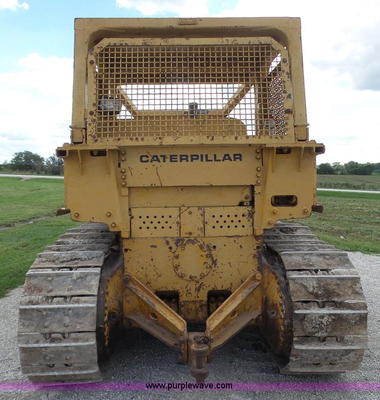 image for item K3586 1972 Caterpillar D7F dozer