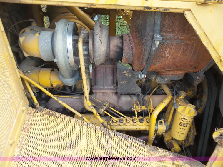 image for item K3586 1972 Caterpillar D7F dozer