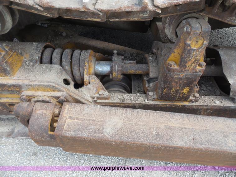 image for item K3586 1972 Caterpillar D7F dozer