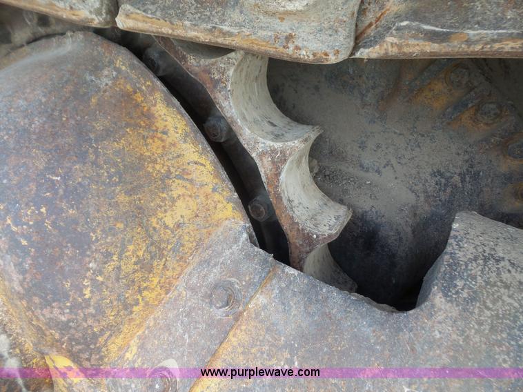 image for item K3586 1972 Caterpillar D7F dozer