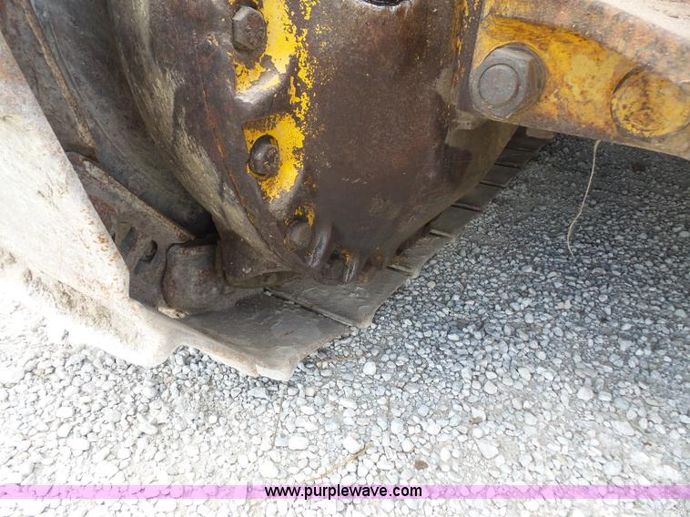 image for item K3586 1972 Caterpillar D7F dozer