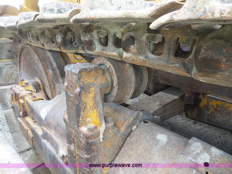 image for item K3586 1972 Caterpillar D7F dozer