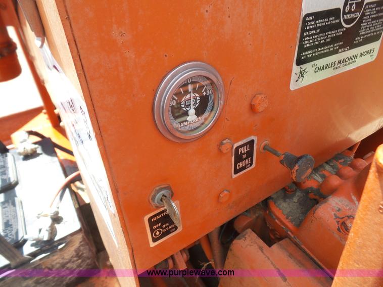 image for item K3592 Ditch Witch V30 trencher