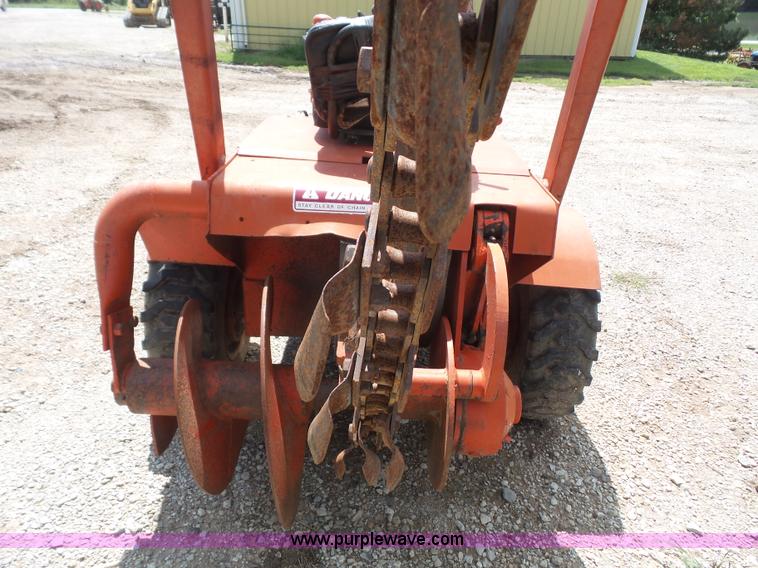 image for item K3592 Ditch Witch V30 trencher