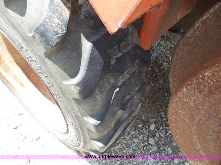 image for item K3592 Ditch Witch V30 trencher