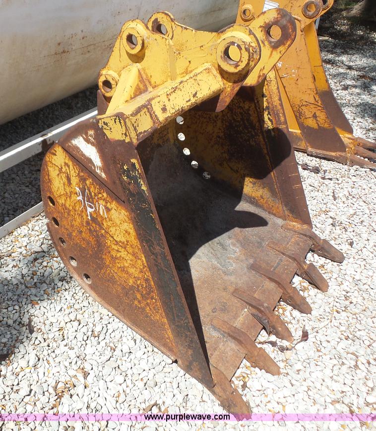image for item K3594 Backhoe bucket