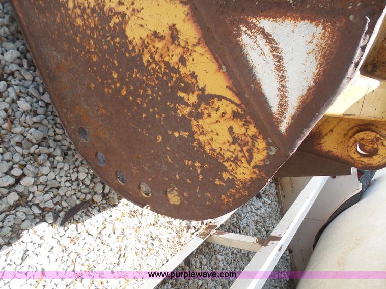 image for item K3594 Backhoe bucket