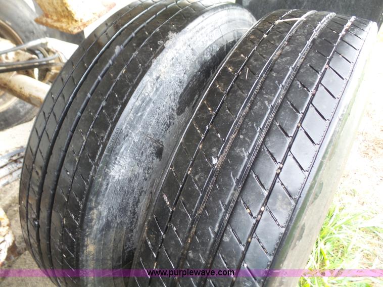 image for item K3600 1993 Clement LW3540Pro end dump trailer