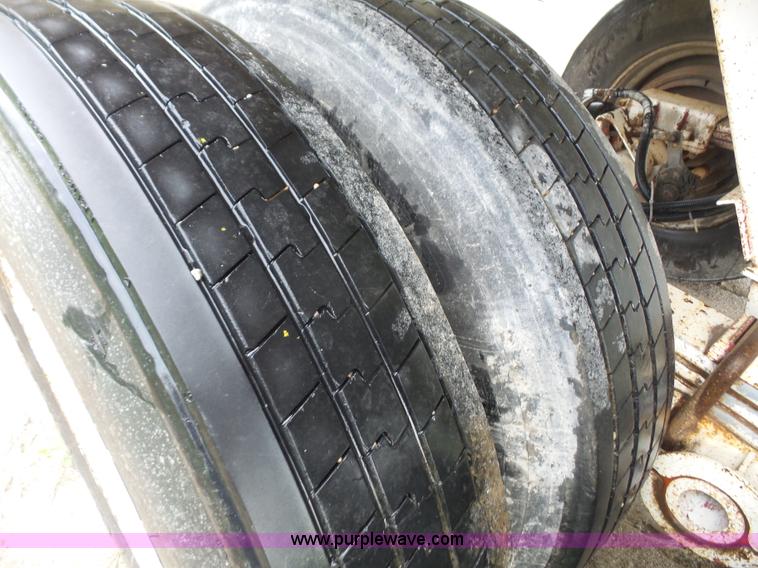 image for item K3600 1993 Clement LW3540Pro end dump trailer