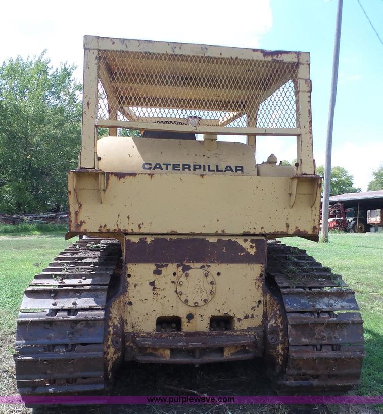 image for item K3608 1971 Caterpillar D7F dozer