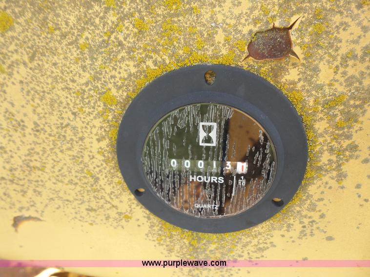 image for item K3608 1971 Caterpillar D7F dozer