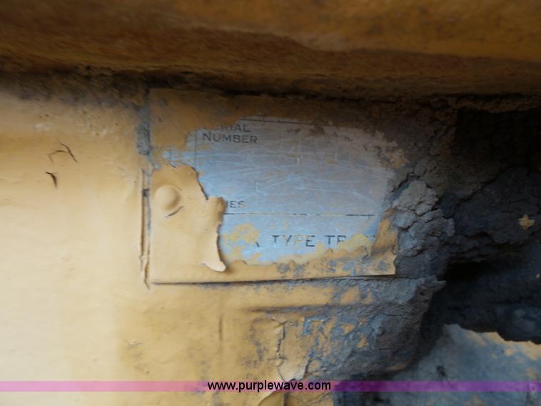 image for item K3608 1971 Caterpillar D7F dozer