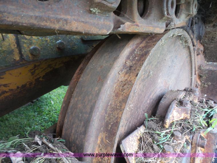 image for item K3608 1971 Caterpillar D7F dozer