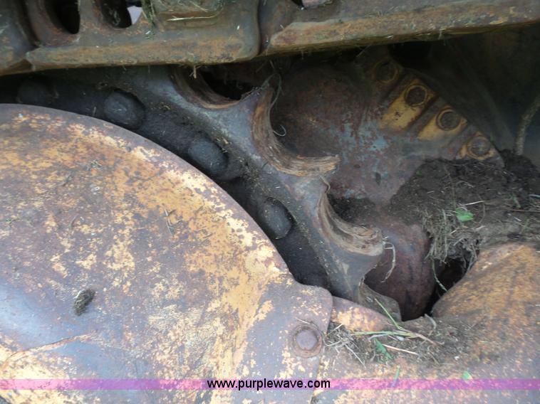 image for item K3608 1971 Caterpillar D7F dozer