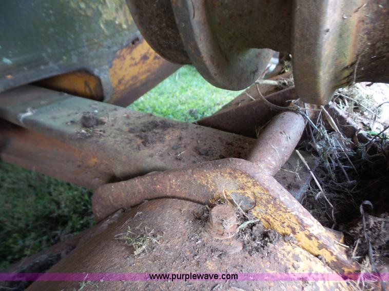 image for item K3608 1971 Caterpillar D7F dozer