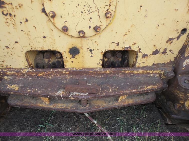 image for item K3608 1971 Caterpillar D7F dozer