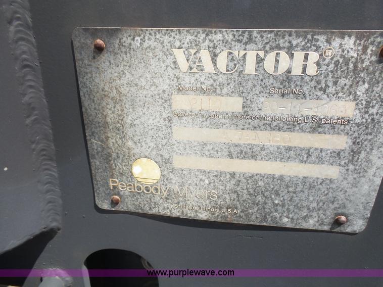 image for item K3623 1991 Ford L9000 vacuum truck