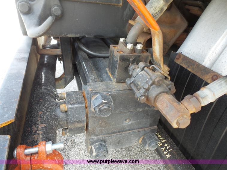 image for item K3623 1991 Ford L9000 vacuum truck