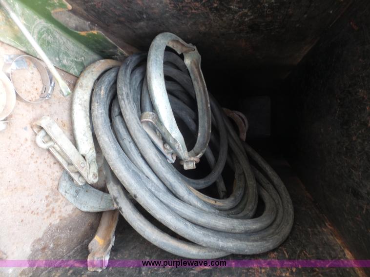 image for item K3623 1991 Ford L9000 vacuum truck