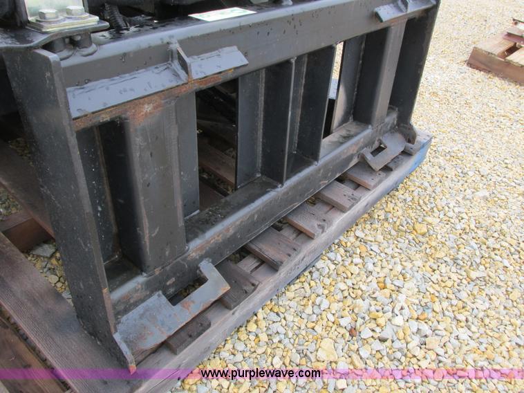 image for item K4161 Caterpillar 231-5275 six-way skid steer dozer blade