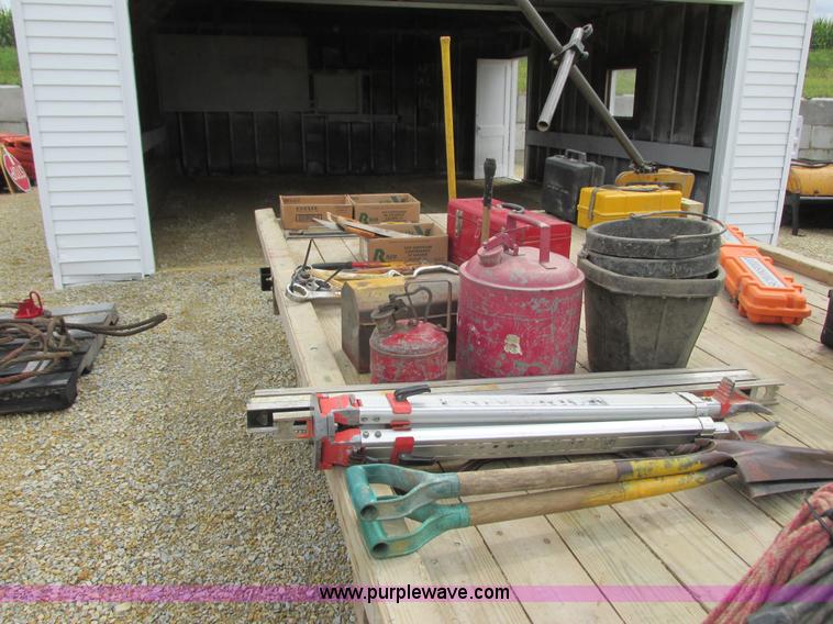 Tools in Rochester, MN Item K4170 sold Purple Wave