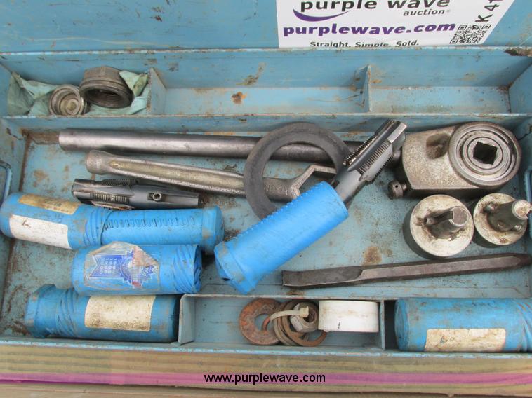 image for item K4171 Mueller B-101 tapping machine