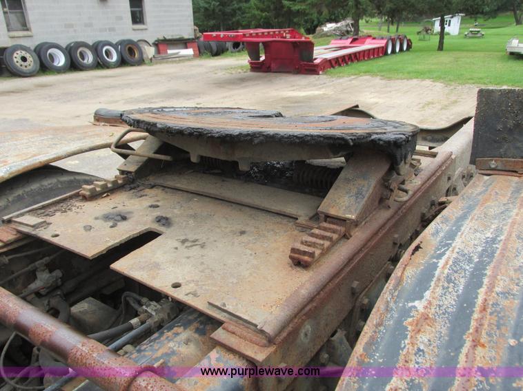 image for item K4182 1979 GMC General semi truck