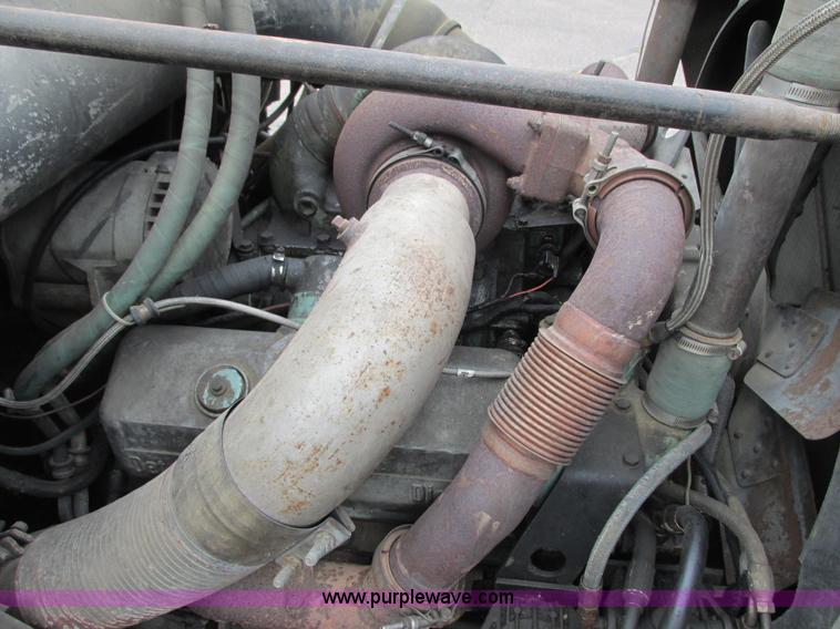 image for item K4182 1979 GMC General semi truck