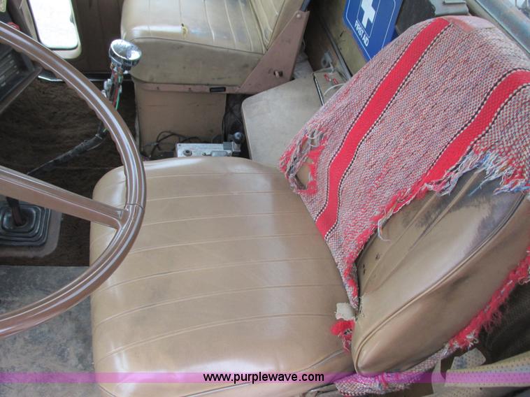 image for item K4182 1979 GMC General semi truck