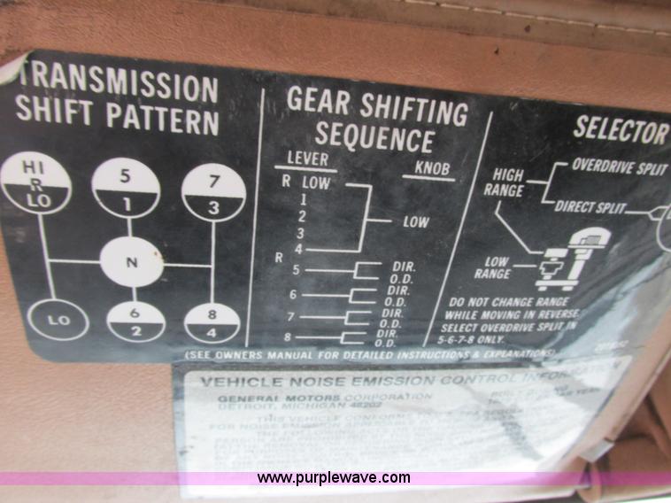 image for item K4182 1979 GMC General semi truck