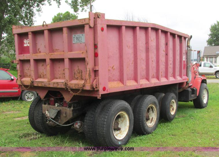 image for item K4185 1980 Chevrolet Bruin dump truck