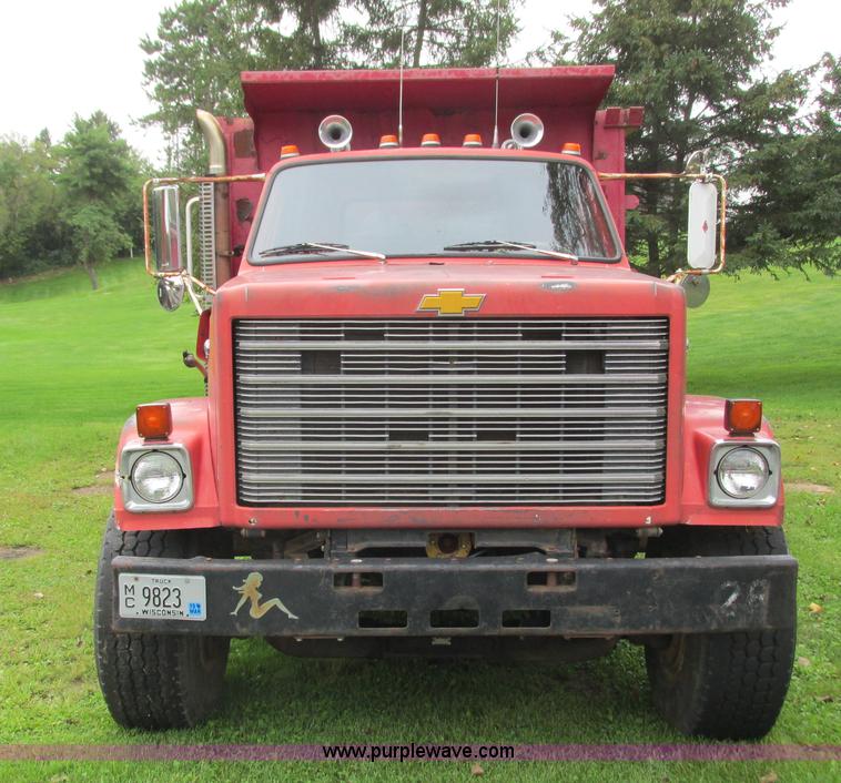 image for item K4185 1980 Chevrolet Bruin dump truck