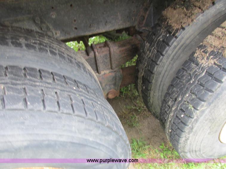 image for item K4185 1980 Chevrolet Bruin dump truck