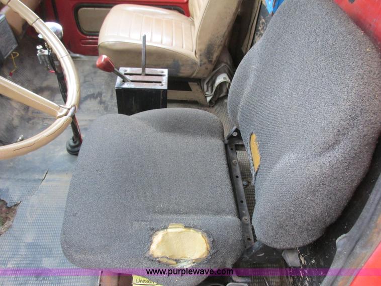 image for item K4185 1980 Chevrolet Bruin dump truck