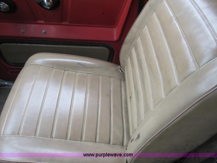 image for item K4185 1980 Chevrolet Bruin dump truck