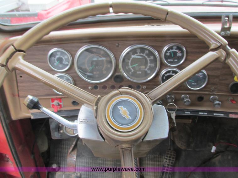 image for item K4185 1980 Chevrolet Bruin dump truck