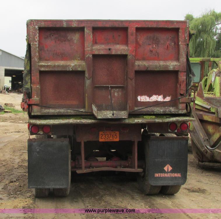 image for item K4189 1972 Schein end dump trailer
