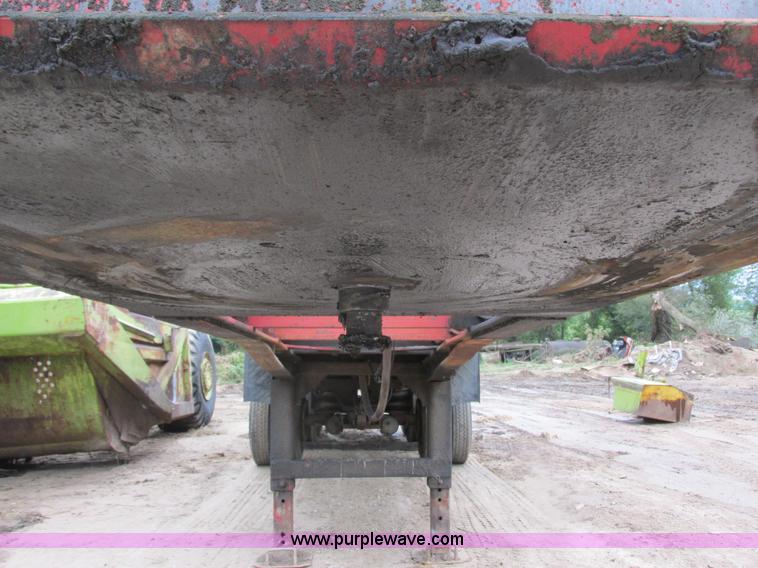 image for item K4189 1972 Schein end dump trailer
