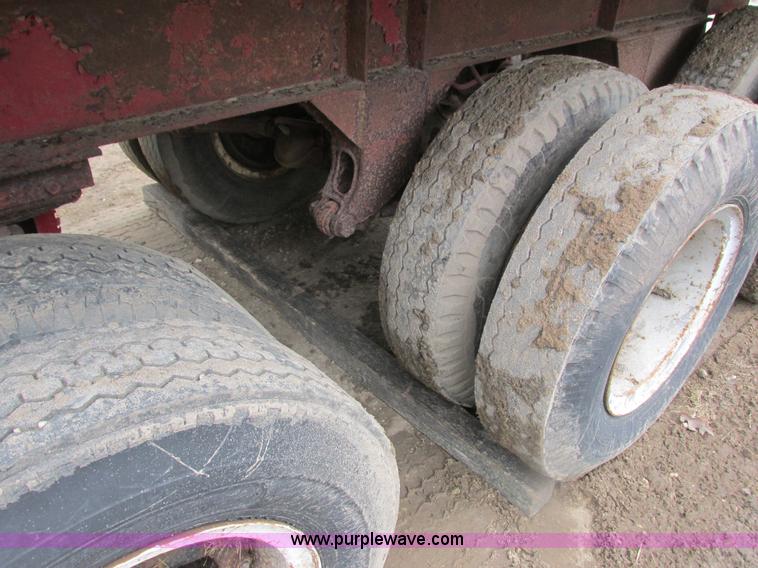 image for item K4189 1972 Schein end dump trailer