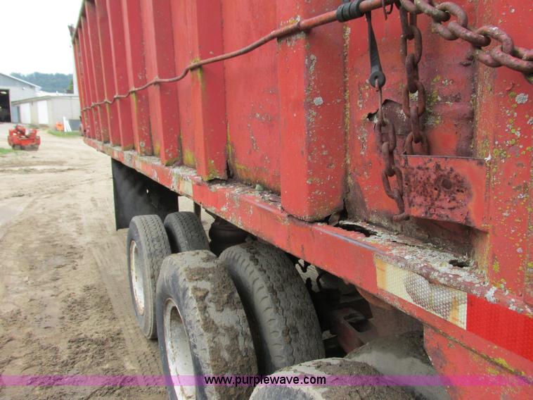 image for item K4189 1972 Schein end dump trailer