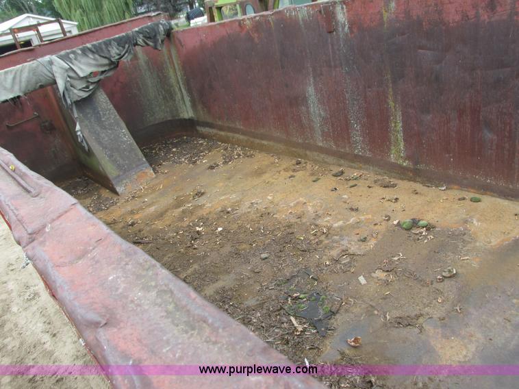 image for item K4189 1972 Schein end dump trailer