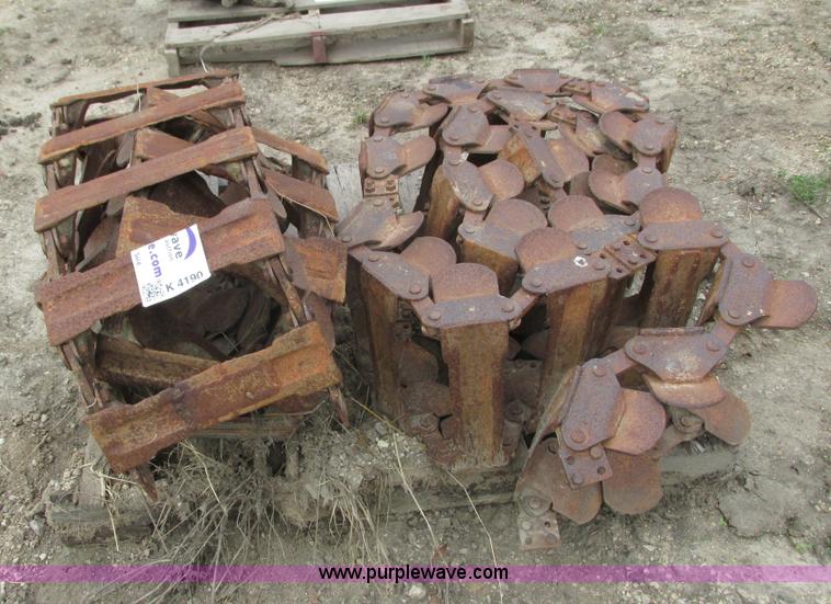 image for item K4190 Loegering skid steer tracks