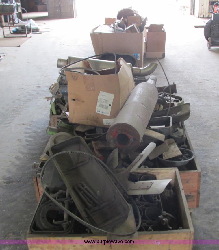 image for item K4193 Detroit Diesel 471 diesel engine parts