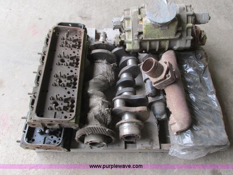 image for item K4193 Detroit Diesel 471 diesel engine parts