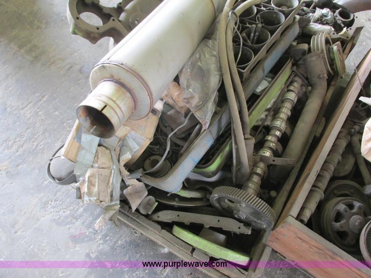 image for item K4193 Detroit Diesel 471 diesel engine parts