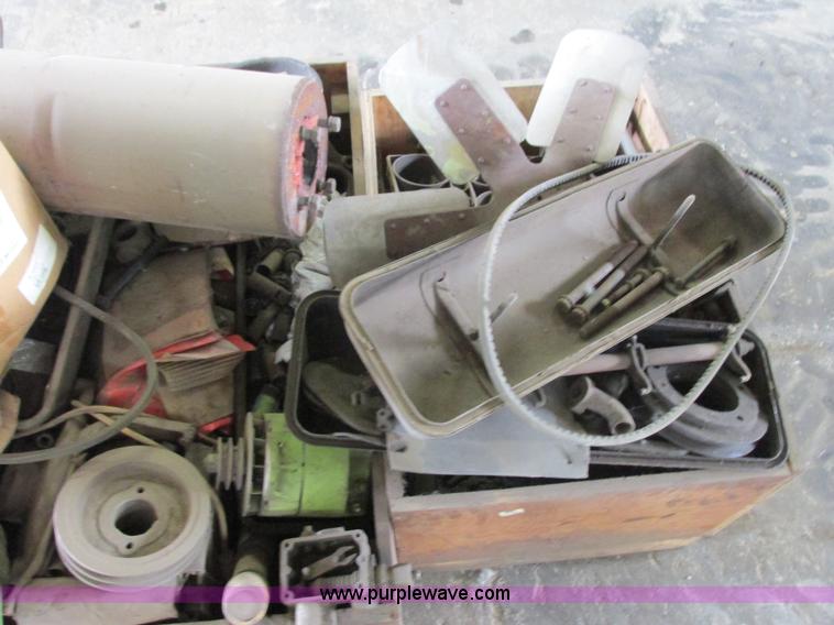 image for item K4193 Detroit Diesel 471 diesel engine parts