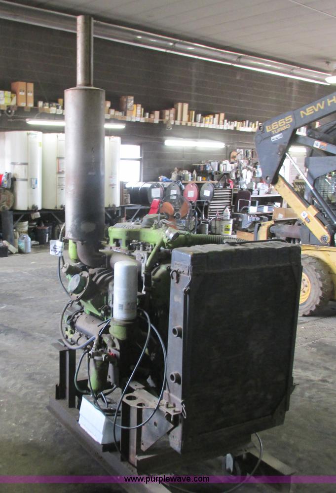 image for item K4194 Detroit Diesel 471 diesel engine