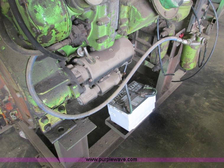 image for item K4194 Detroit Diesel 471 diesel engine