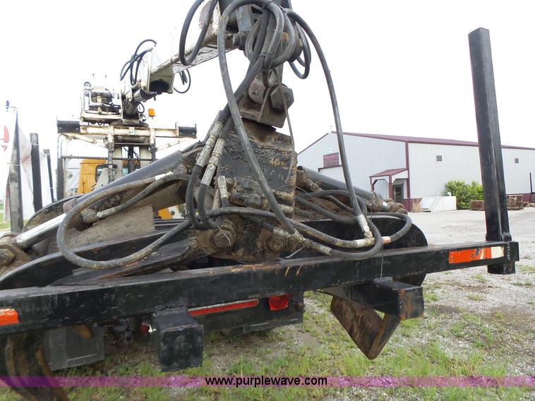 image for item K5703 1998 International 4900 crane truck