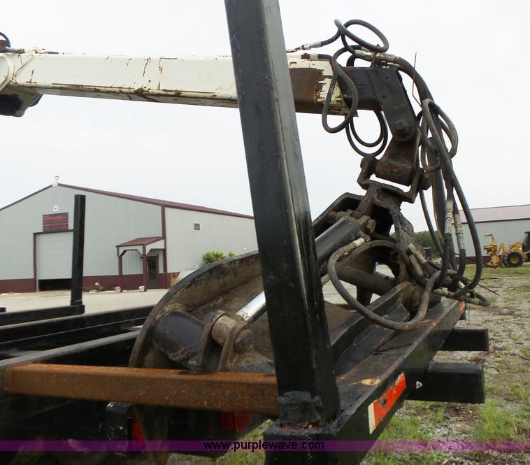 image for item K5703 1998 International 4900 crane truck